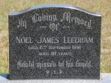 image of grave number 651638